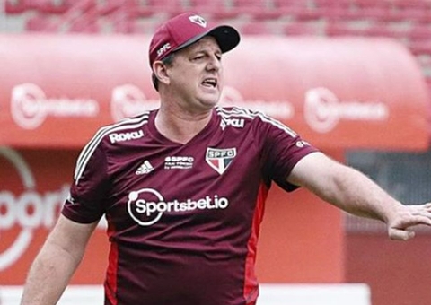 'Às vezes não tenho 20 jogadores pra treinar', diz Ceni sobre lesões