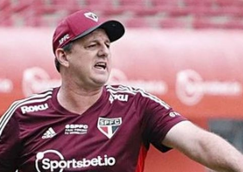 Cobrança de Ceni a jogador causa constrangimento no São Paulo