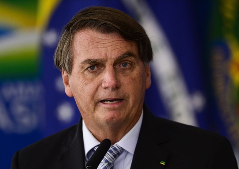 Bolsonaro tem vídeos removidos pelo Youtube