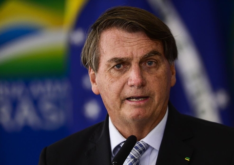 Bolsonaro condena apologia ao nazismo e presta solidariedade aos judeus
