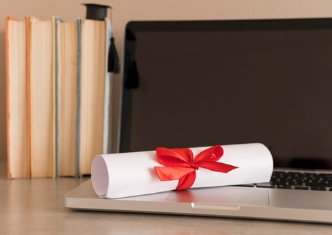 Aluna será indenizada após instituição de ensino impedir colação de grau em Manaus