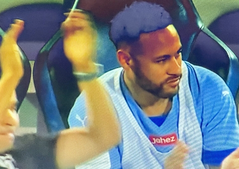 Neymar sai do banco, participa de gols e estreia pelo Al-Hilal em goleada