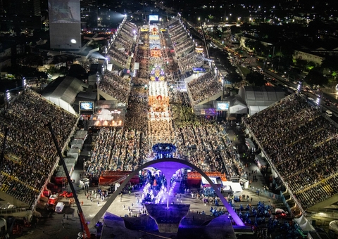 Escola campeã do Carnaval no Rio será anunciada hoje