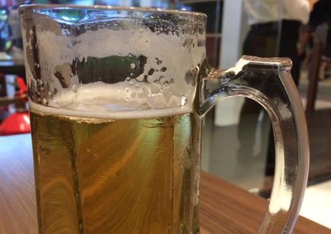 Busca por cerveja no país da Copa exige pesquisa e muito dinheiro