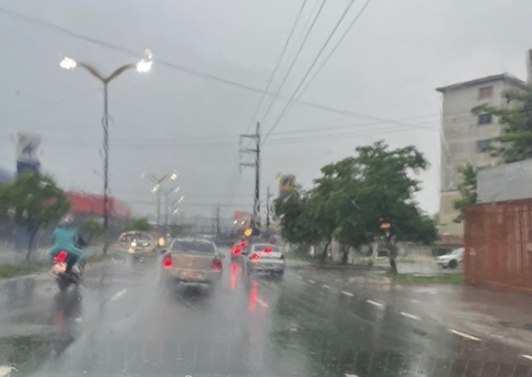 Chuvas intensas colocam Manaus em estado de atenção máxima