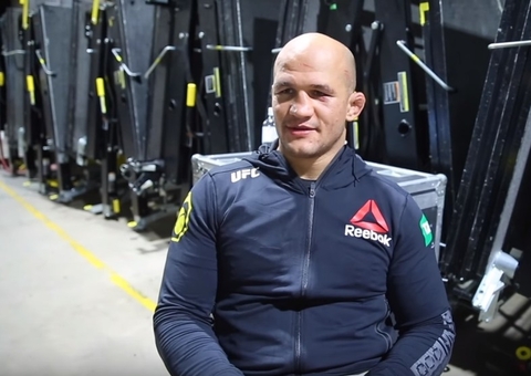 Junior Cigano é demitido do UFC após 12 anos e quatro derrotas seguidas