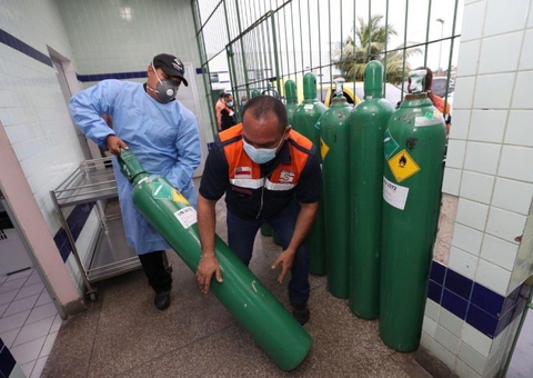 Governo federal propõe ampliação da oferta de oxigênio no mercado interno