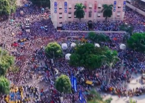 Círio de Nazaré 2025 reúne 2,5 milhões de fiéis em Belém; vídeo