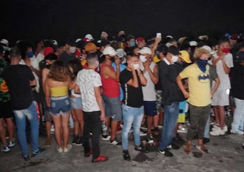 Festa clandestina com 500 pessoas é interrompida pela polícia em São Paulo