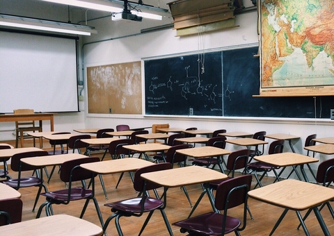 Uma em cada cinco alunas adolescentes sofreu violência sexual