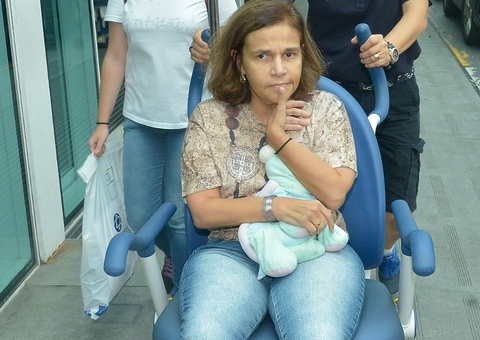 Claudia Rodrigues é internada às pressas após surto e confusão mental