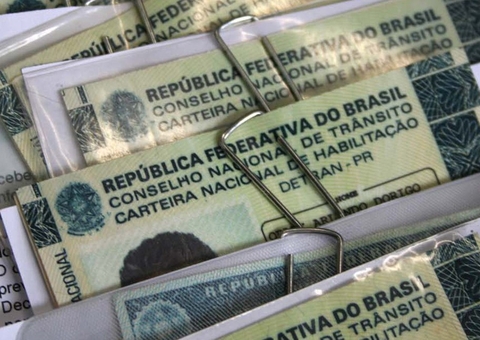 Primeiras carteiras da ‘CNH Social’ são entregues em Manaus