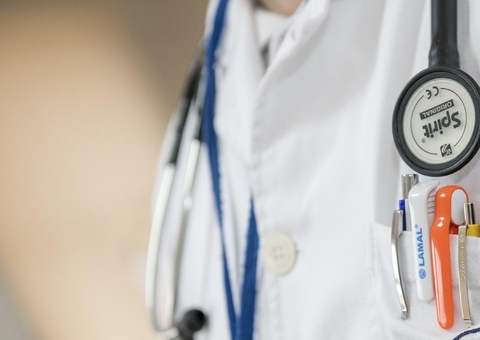 Falso médico é preso  após “enxergar” órgão que paciente já havia retirado