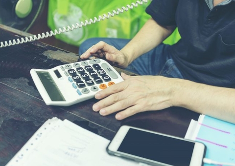 Empresa de telefonia é condenada em danos morais por cobranças não contratadas em Manaus