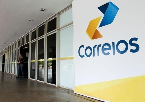 Correios divulga edital de concurso com salários de até R$ 6,8 mil