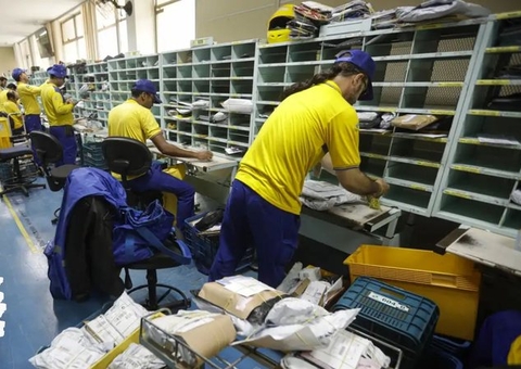 Termina hoje o prazo para pagar taxa de inscrição do concurso dos Correios