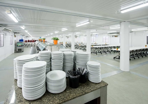 Trabalhadora receberá indenização por assédio sexual sofrido em refeitório