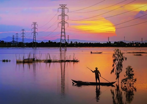 Famílias de baixa renda continuam com bandeira verde em abril