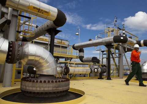 Redução no preço do gás natural começa a valer nesta segunda-feira