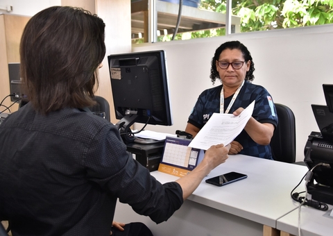 Beneficiários do Programa Bolsa Universidade são convocados para contrapartida em Manaus