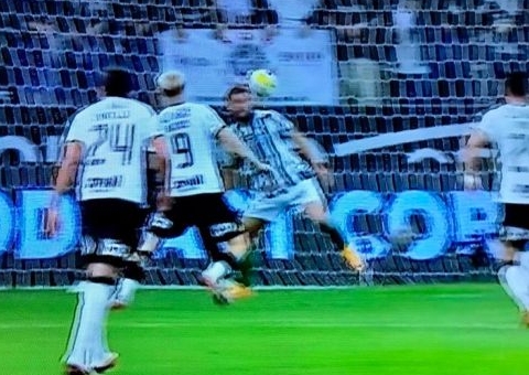 Corinthians e Flamengo decidirão semifinais em casa