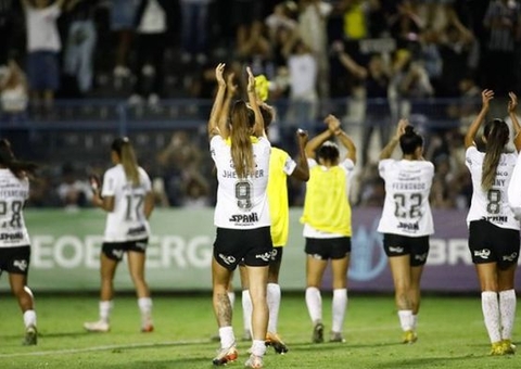 Corinthians faz 7 a 1 no Cruzeiro e é vice-líder do Brasileiro Feminino