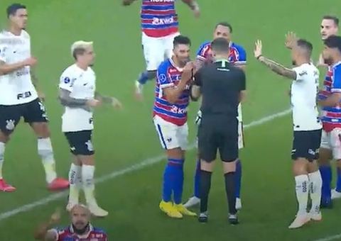 Corinthians e Fortaleza empatam e deixam aberta disputa por vaga em final