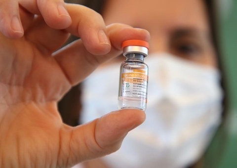 Anvisa afirma que não há problemas em frascos da CoronaVac