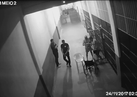 Policial militar se torna réu por tortura ao ex-governador Garotinho