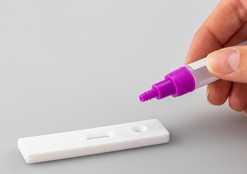 Casos de Covid-19 no mundo aumentaram 70% em 1 semana, diz OMS