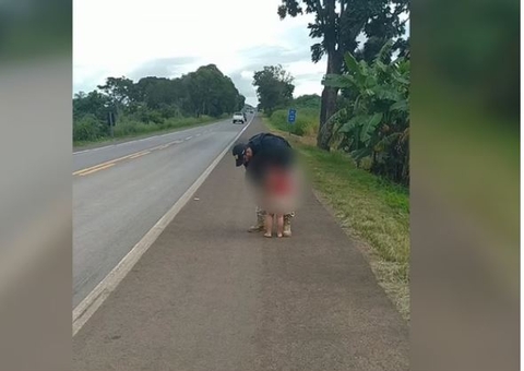 Criança de 4 anos é flagrada só de fralda e sozinha caminhando em estrada