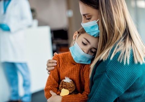 Pediatra alerta para prevenção da gripe em crianças durante inverno amazônico