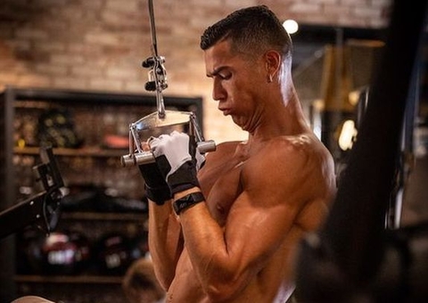 Presidente do Corinthians revela ter feito proposta por Cristiano Ronaldo