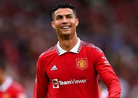 Ídolo do United diz que brincadeiras com CR7 beiravam bullying