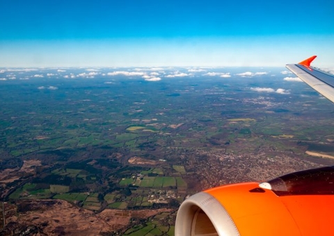 Gol e Decolar devem indenizar passageiro do Amazonas; saiba o motivo