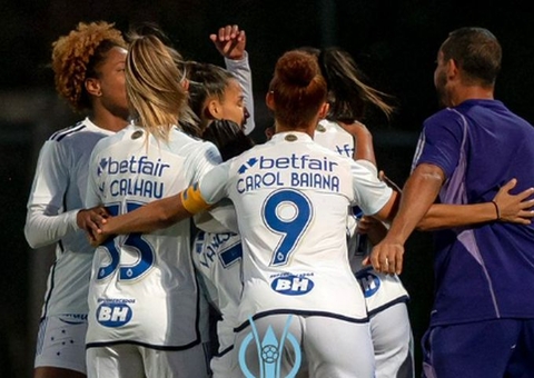 Cruzeiro bate Flamengo por 3 a 1 no Brasileiro Feminino