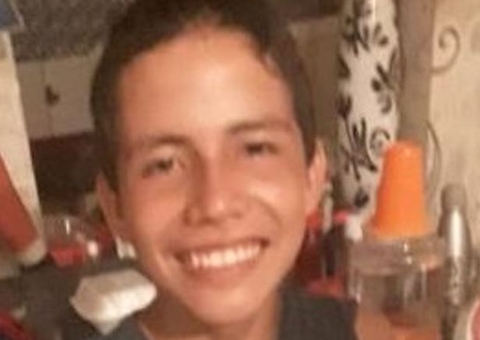 Família pede ajuda para encontrar adolescente desaparecido em Manaus