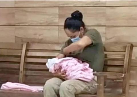 Pai vende bebê de um mês para comprar celular e acaba preso