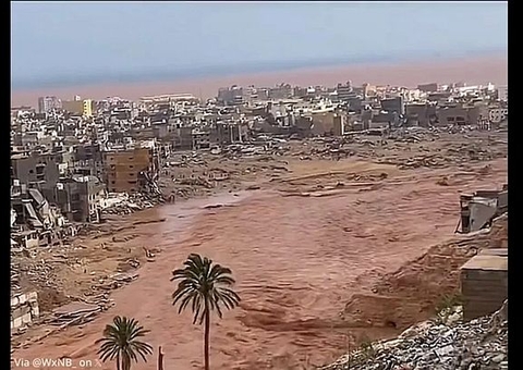 Centenas de corpos são achados em praia na Líbia uma semana após enchentes
