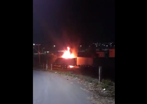 Ataque de facção deixa Centro de Treinamento do Detran em chamas 