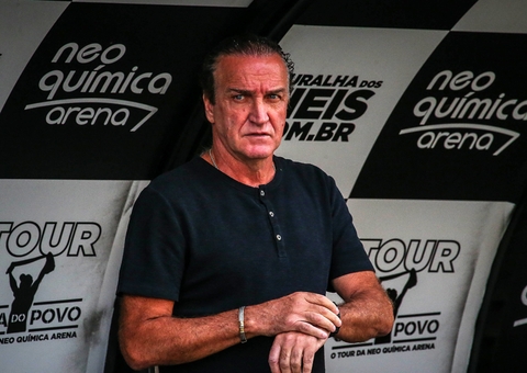 Anúncio de Cuca divide torcedores do Atlético-MG