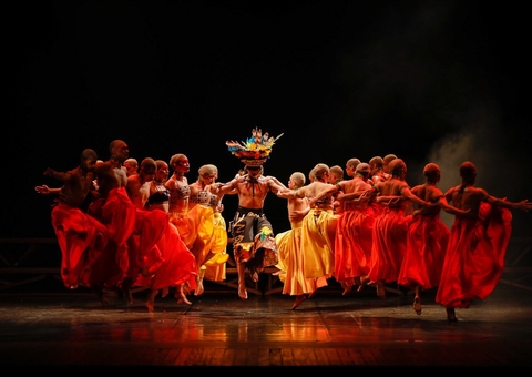 Balé Folclórico faz apresentação gratuita nesta semana no Teatro Amazonas