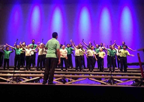 Teatro Amazonas recebe ópera ‘La Bohème’ nesta sexta