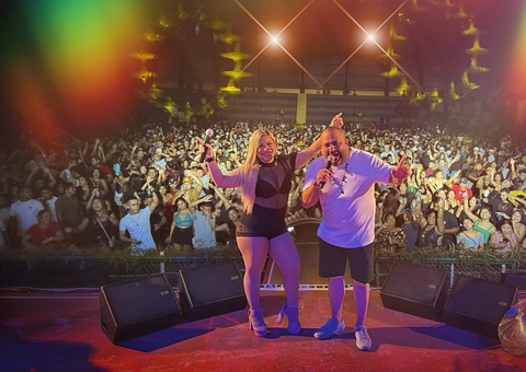 George Japa e Xiado da Xinela agitam abertura do Festival Folclórico do Amazonas