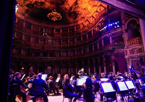 Baré Fiction leva trilha sonora de Quentin Tarantino ao Teatro Amazonas