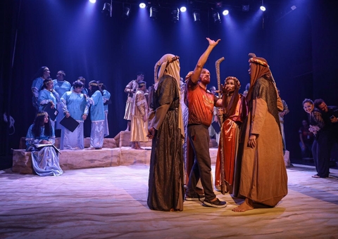 Municípios do Amazonas começam a receber espetáculo 'Natal em Rede' nesta sexta-feira