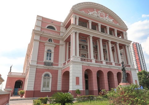 Teatro Amazonas retoma programação e anuncia datas de espetáculos