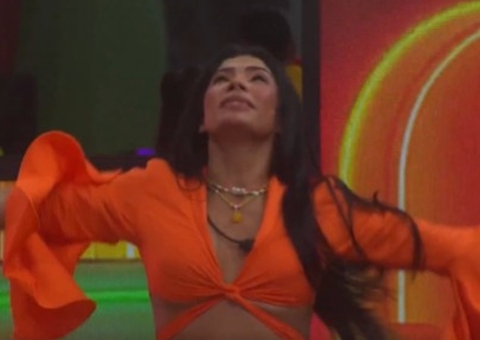 Toada de Marciele toca pela primeira vez no BBB; rivais assistem com desprezo