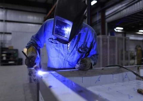 Edital com 120 vagas gratuitas em cursos para indústria será lançado em Manaus