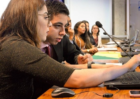 Inscrições para mil vagas em cursos de qualificação profissional já estão abertas em Manaus